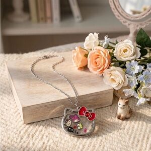 Sanrio Hello Kitty & Friends Floating Shaker Necklace Y2K Kawaii 12”